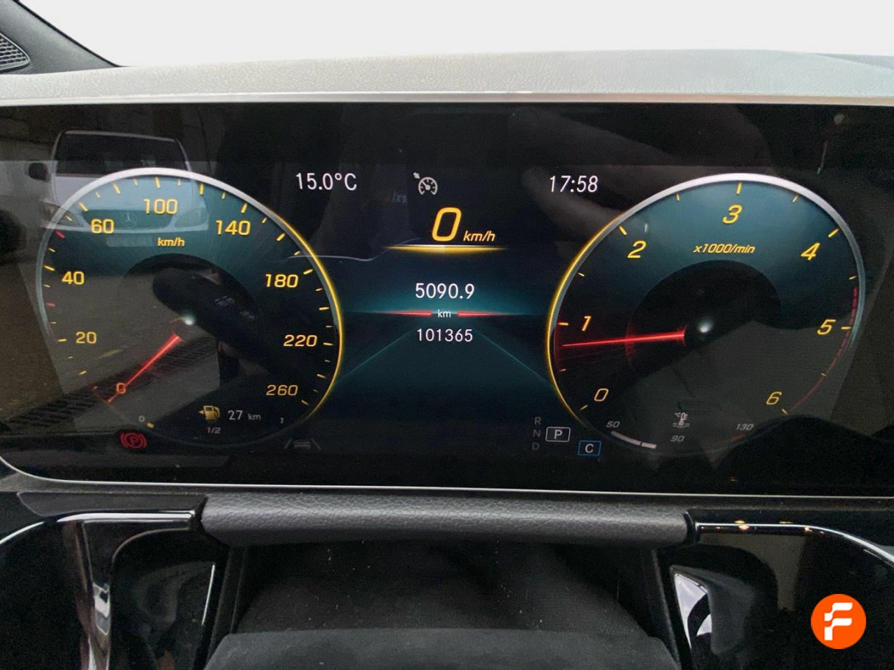 Foto Mercedes-Benz Clase GLA 12