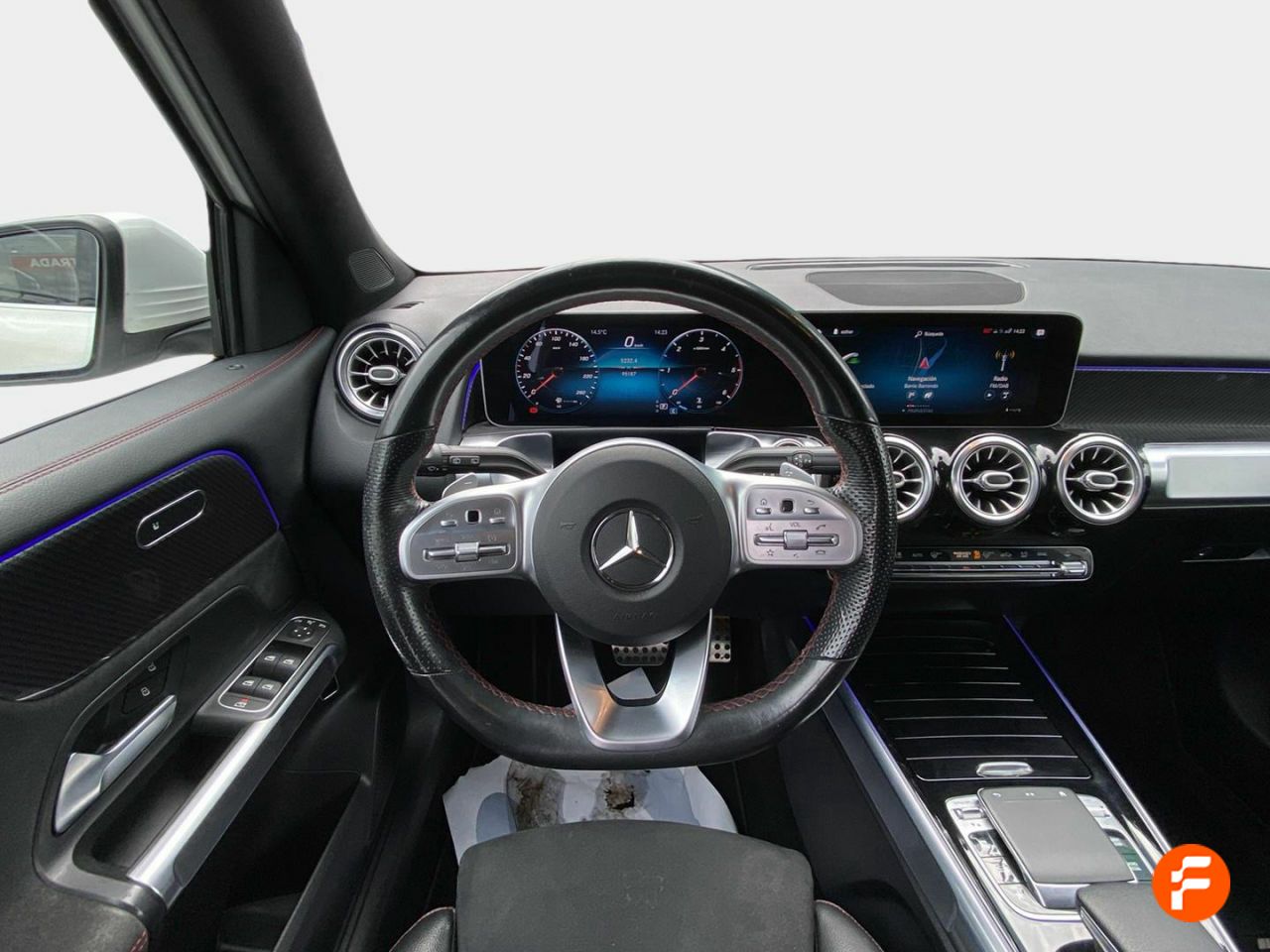 Foto Mercedes-Benz Clase GLB 10