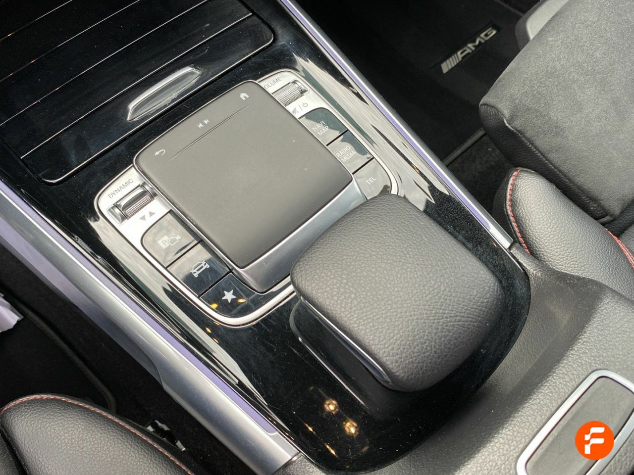 Foto Mercedes-Benz Clase GLB 12