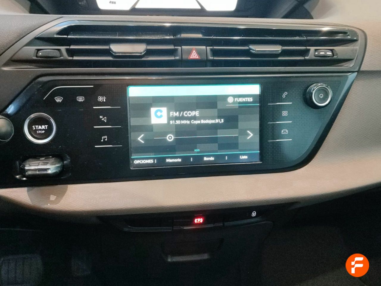 Foto Citroën C4 Picasso 16