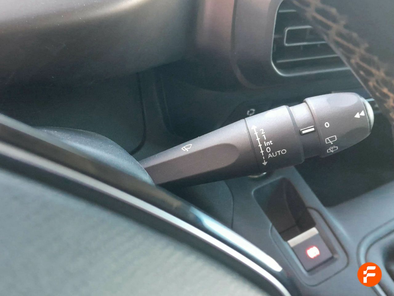 Foto Peugeot Rifter 16