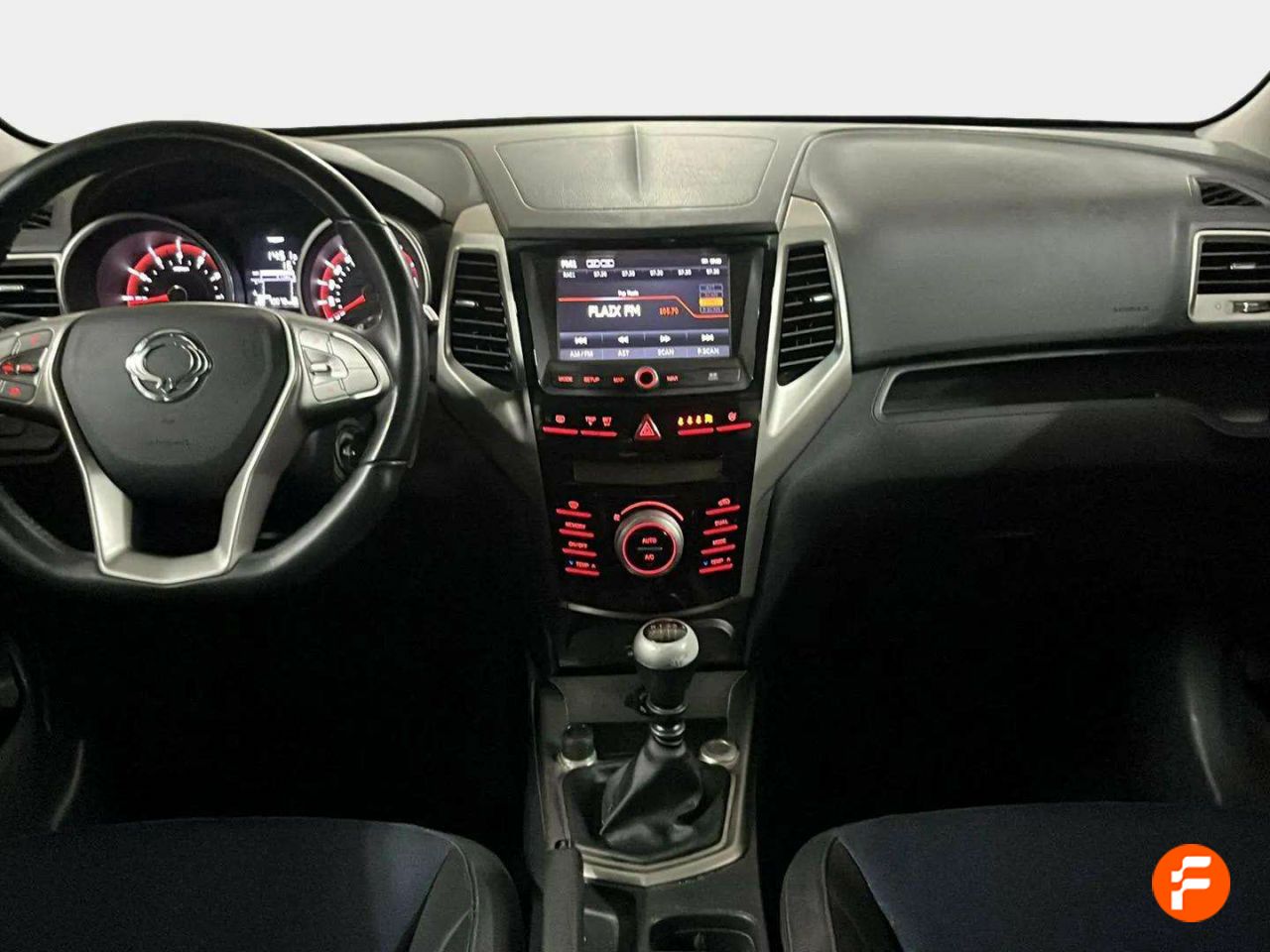 Foto SsangYong Tivoli 11