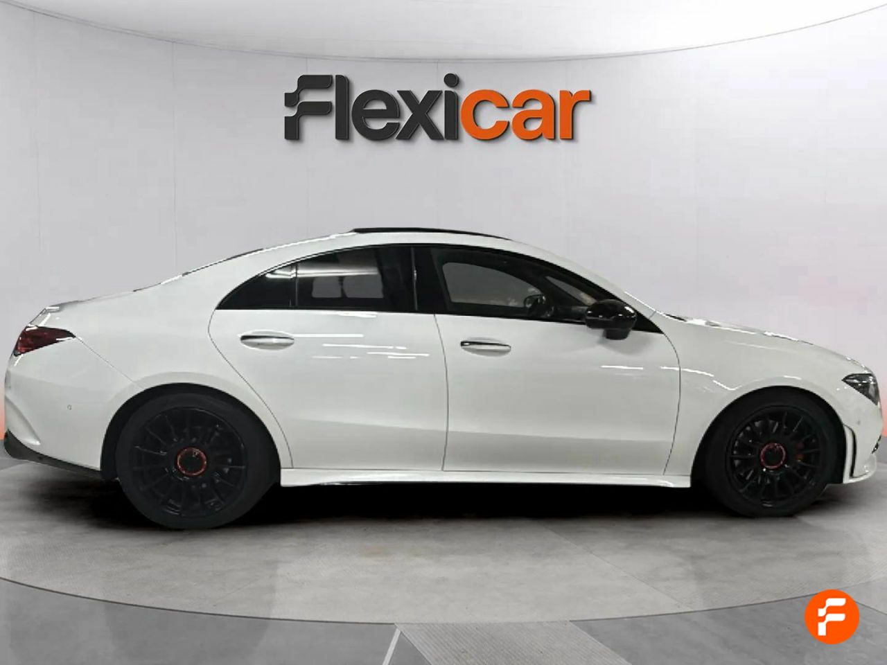 Foto Mercedes-Benz Clase CLA 8
