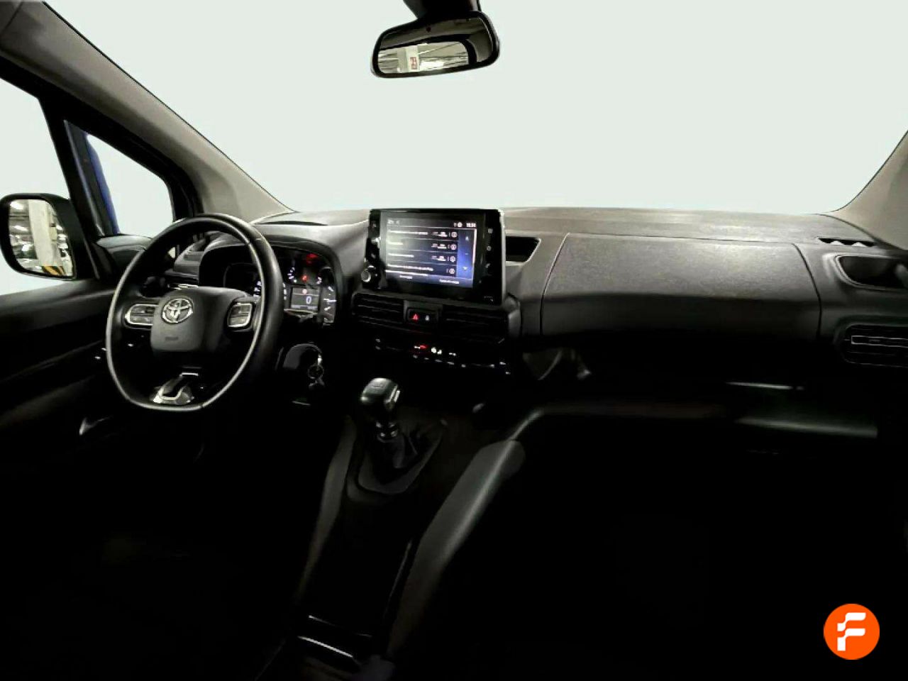 Foto Toyota Proace 15