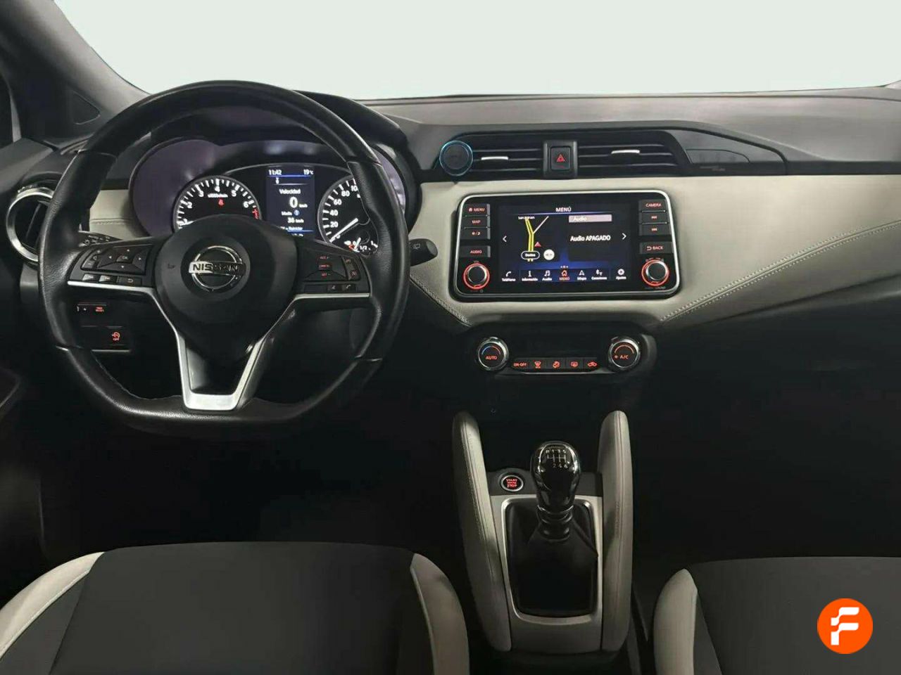 Foto Nissan Micra 11