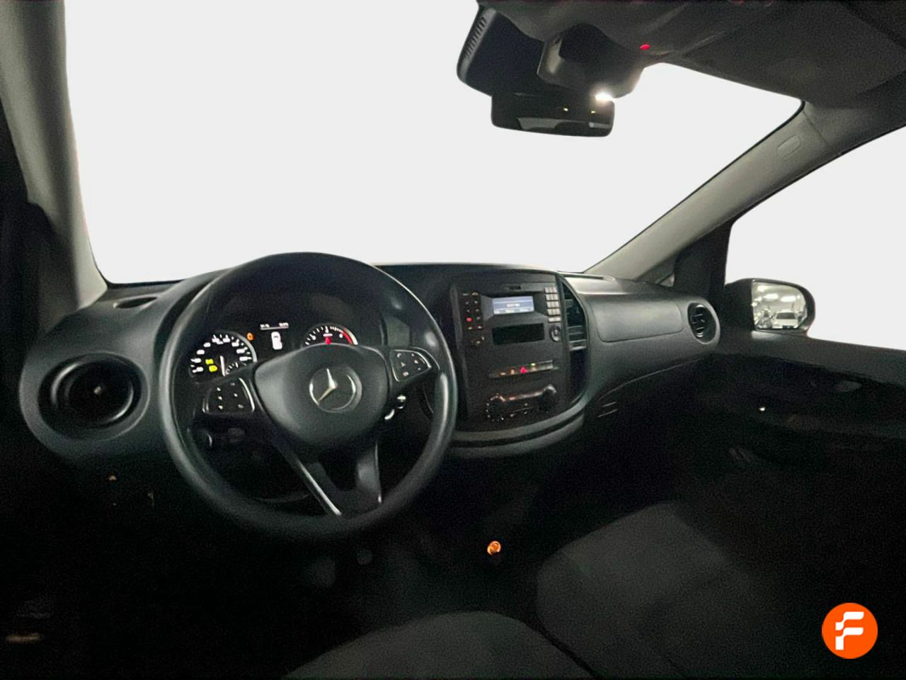 Foto Mercedes-Benz Vito 15