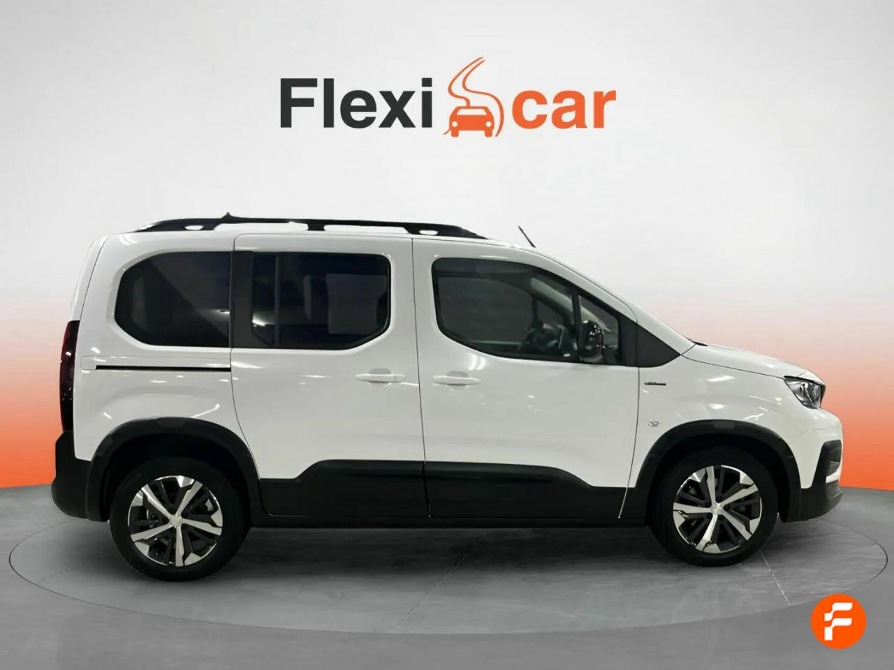 Foto Peugeot Rifter 8