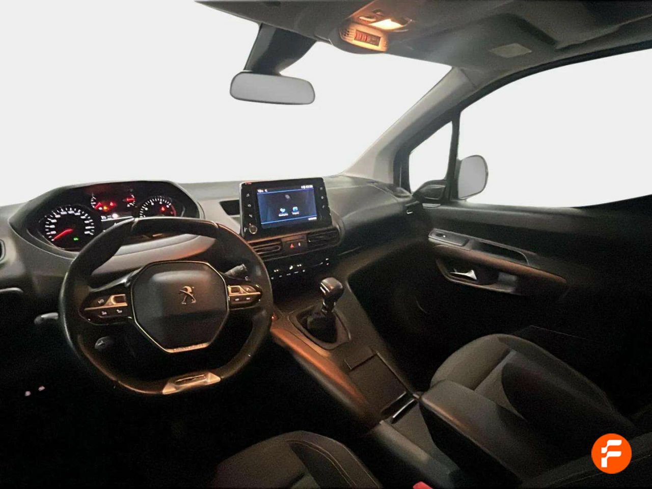 Foto Peugeot Rifter 14