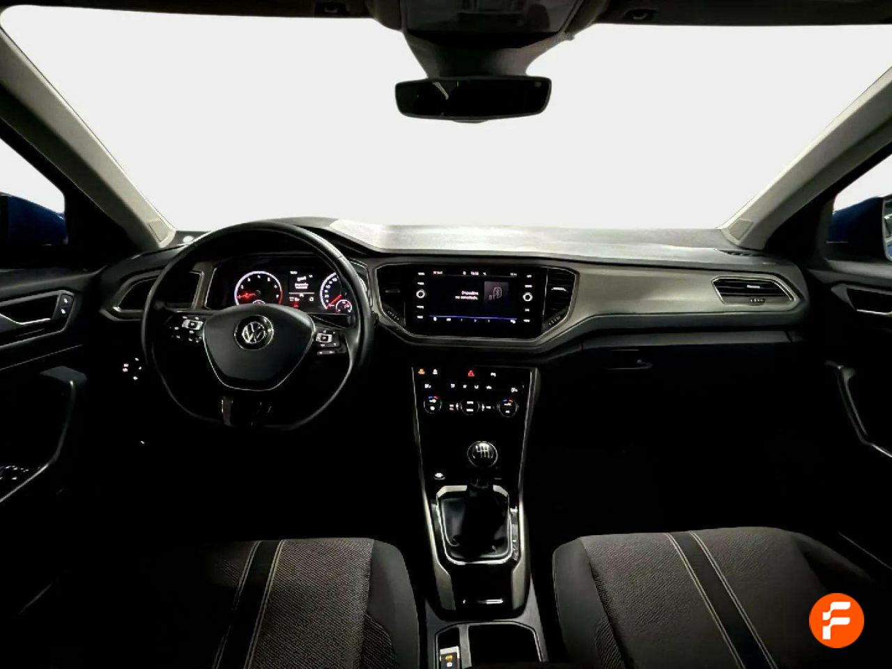 Foto Volkswagen T-Roc 10