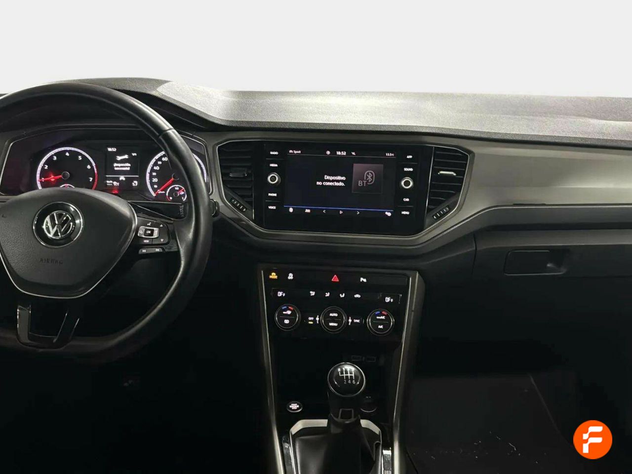 Foto Volkswagen T-Roc 11