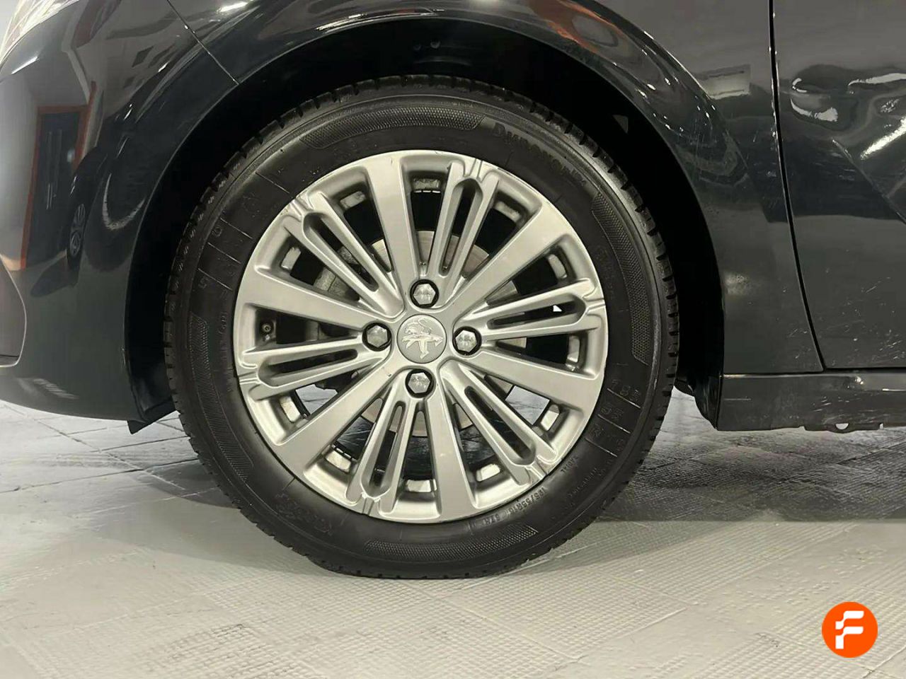 Foto Peugeot 208 18