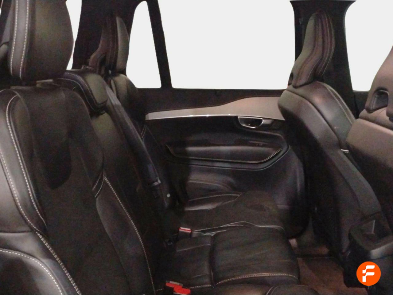 Foto Volvo XC90 11