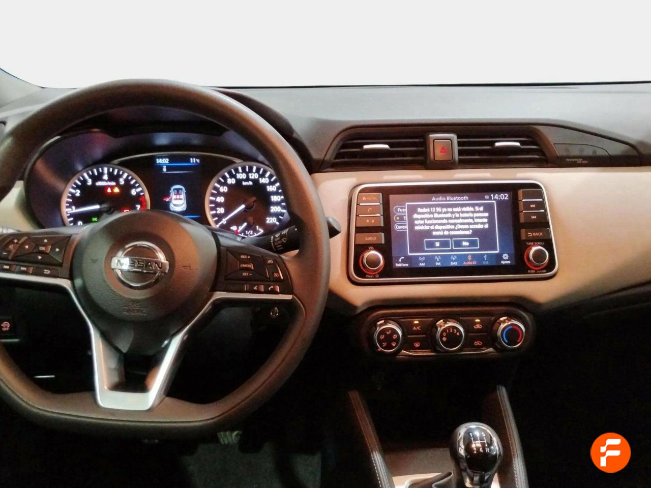 Foto Nissan Micra 5