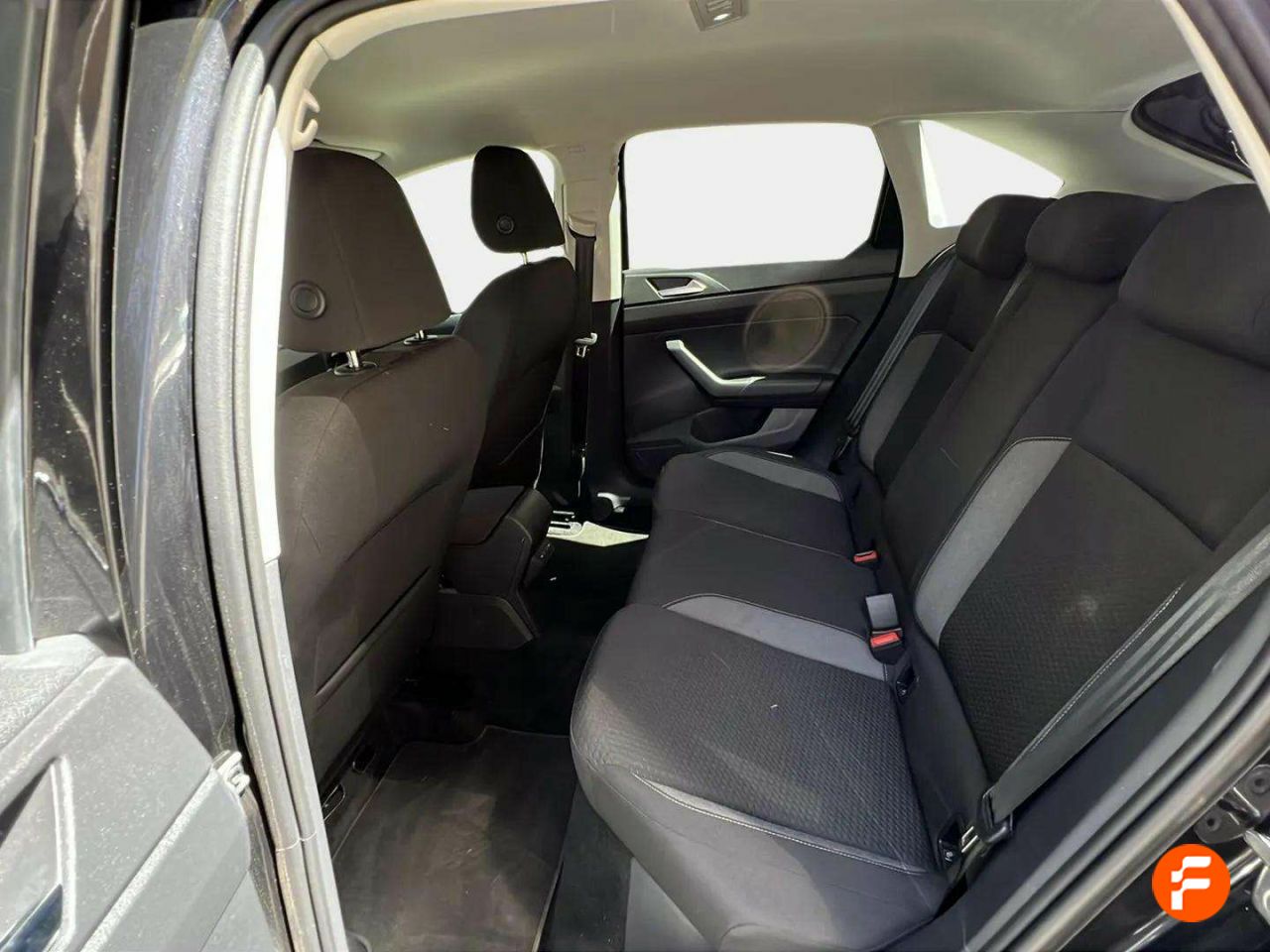 Foto Volkswagen Taigo 19