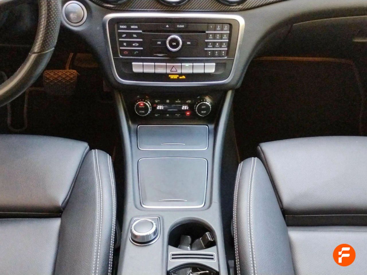Foto Mercedes-Benz Clase CLA 8