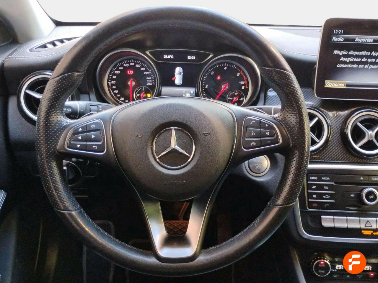 Foto Mercedes-Benz Clase CLA 9