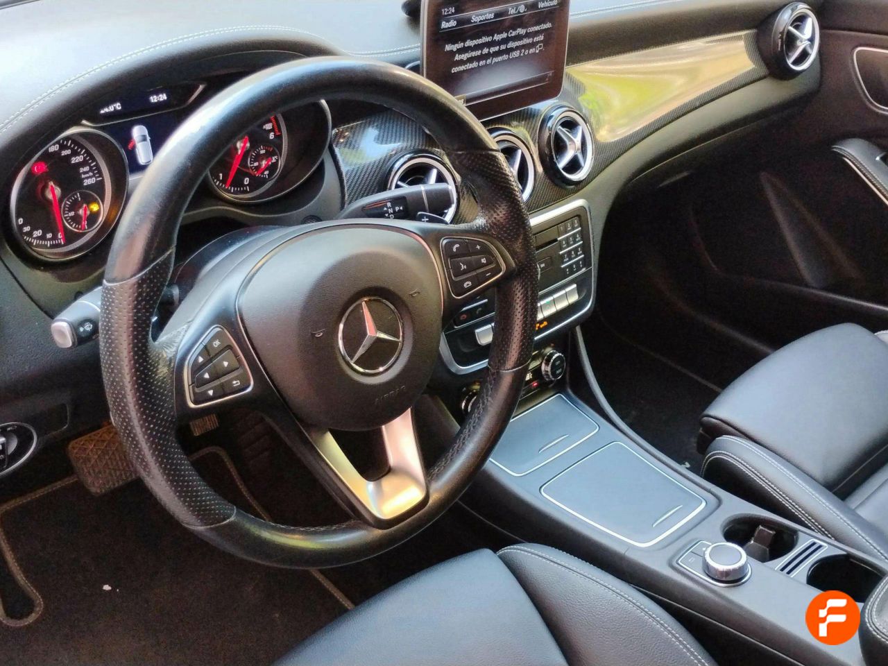Foto Mercedes-Benz Clase CLA 16