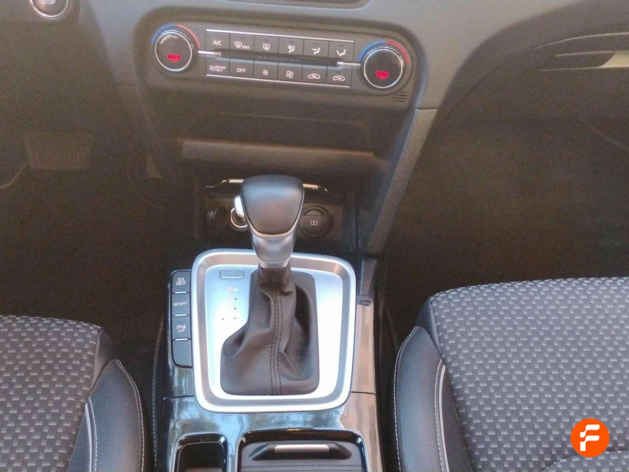 Foto Kia XCeed 8