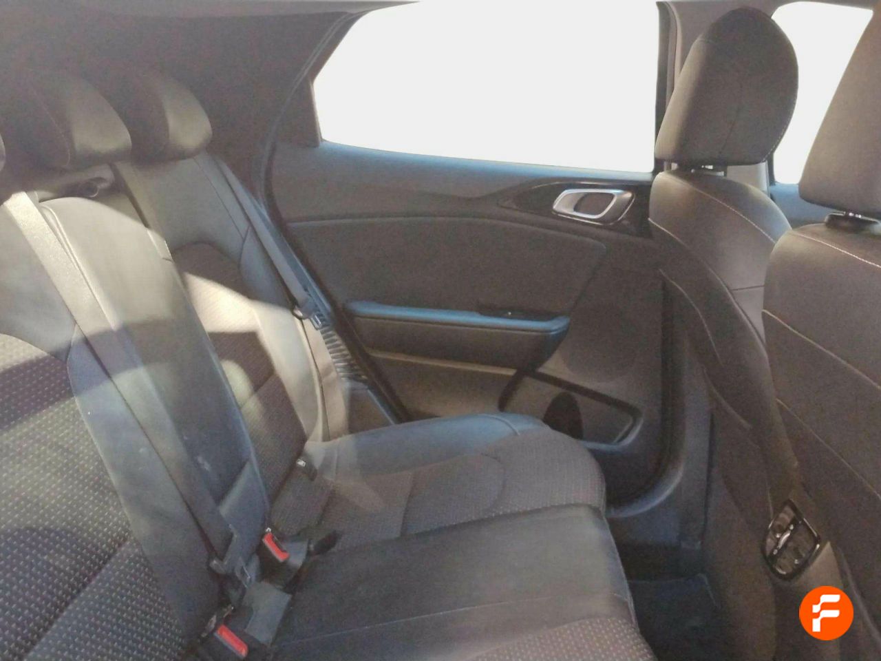 Foto Kia XCeed 13