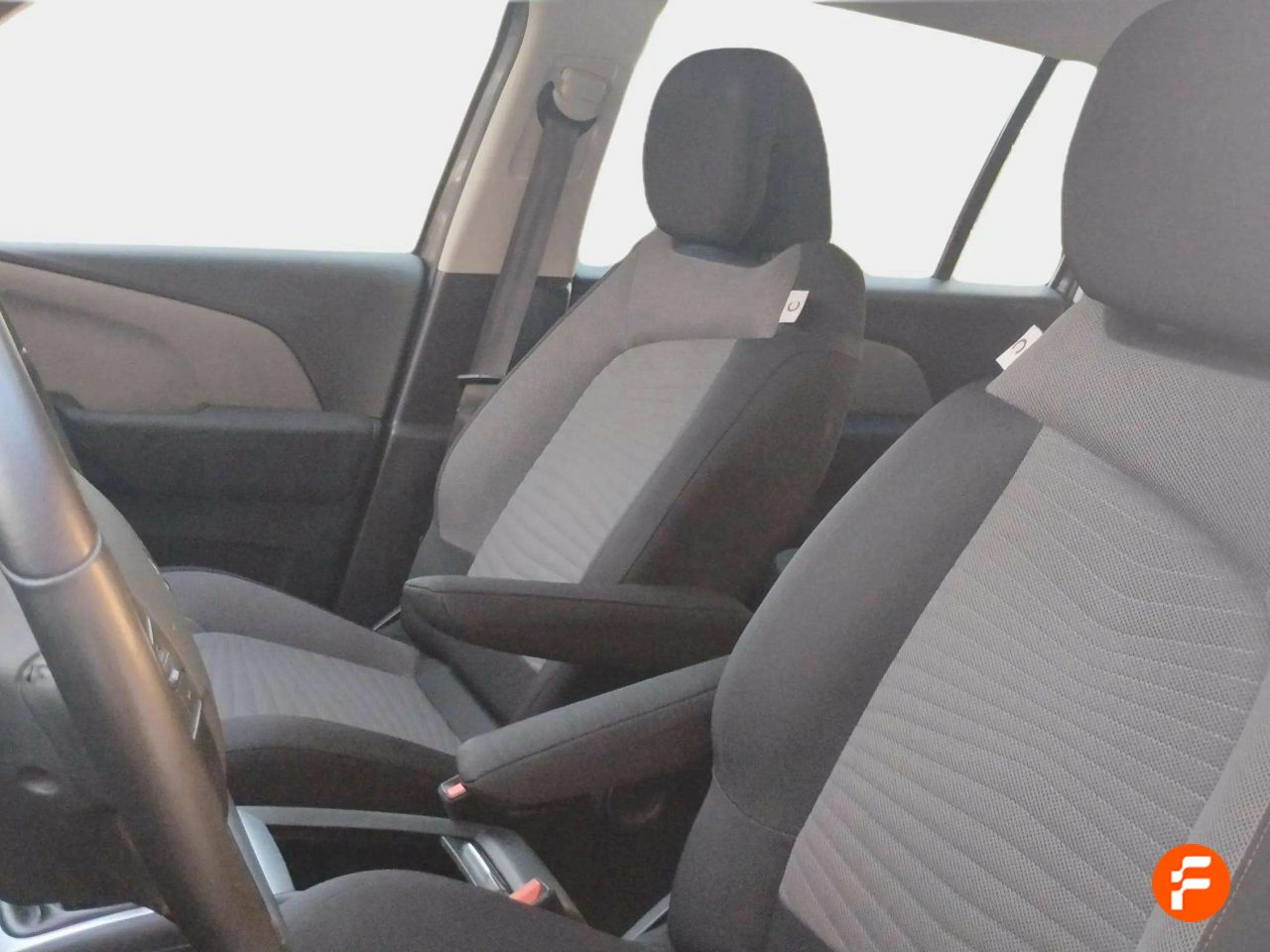 Foto Citroën Grand C4 SpaceTourer 11