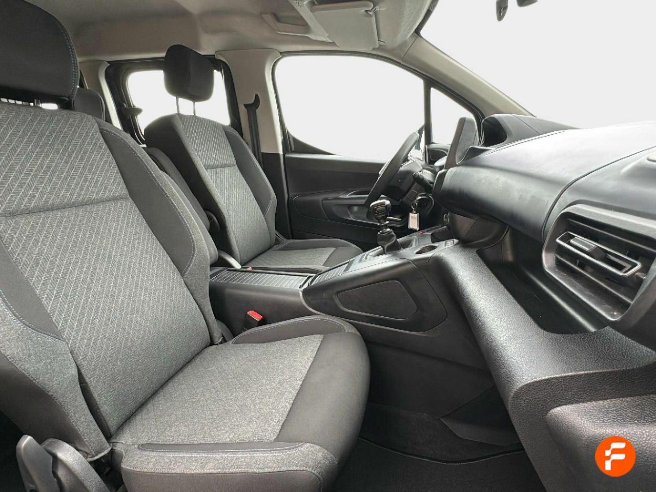 Foto Peugeot Rifter 16