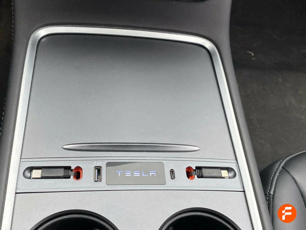 Foto Tesla Model 3 37
