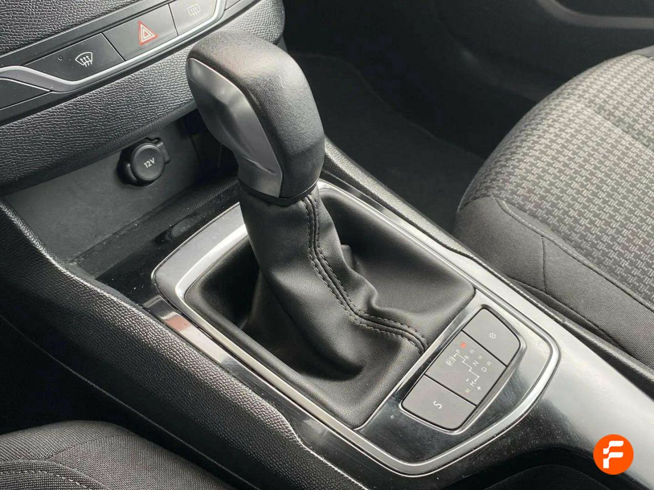 Foto Peugeot 308 16