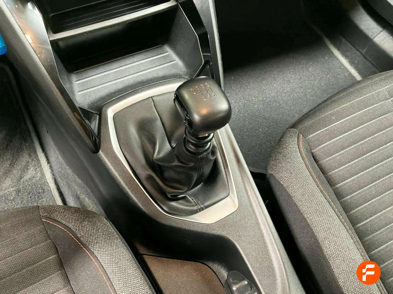 Foto Peugeot 2008 18