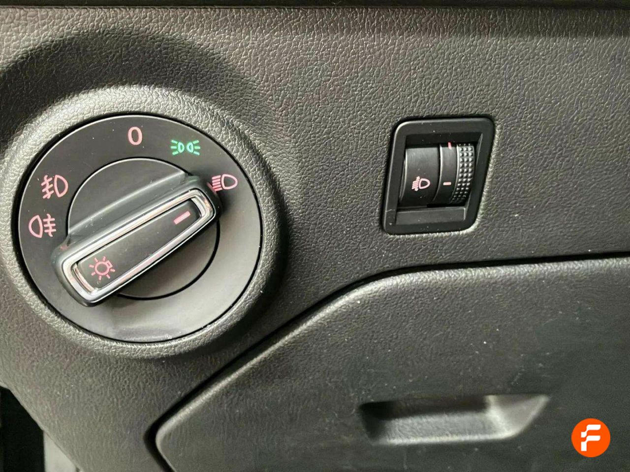 Foto Seat León 19