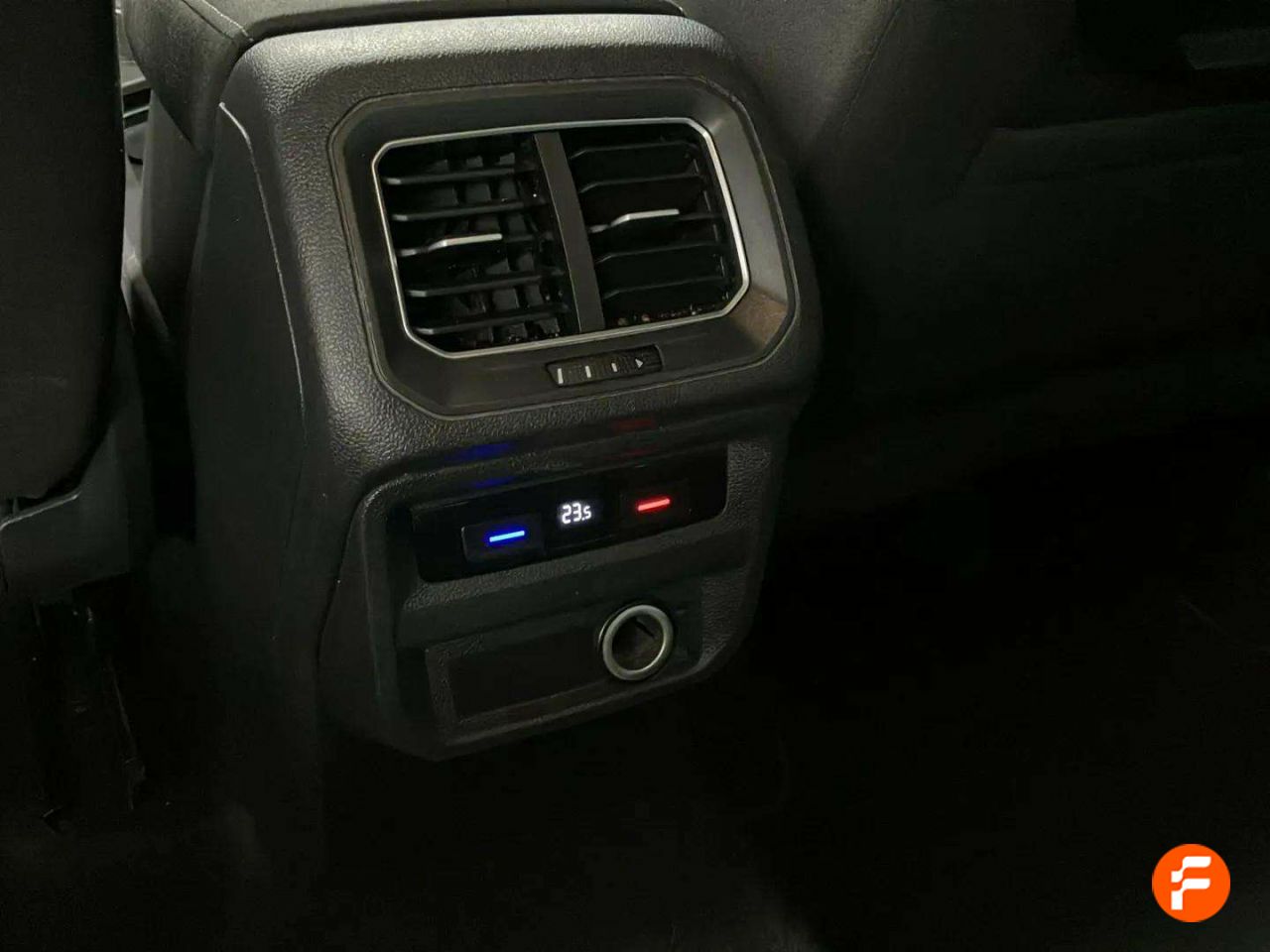 Foto Volkswagen Tiguan 24