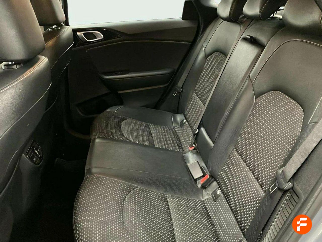 Foto Kia Ceed 12