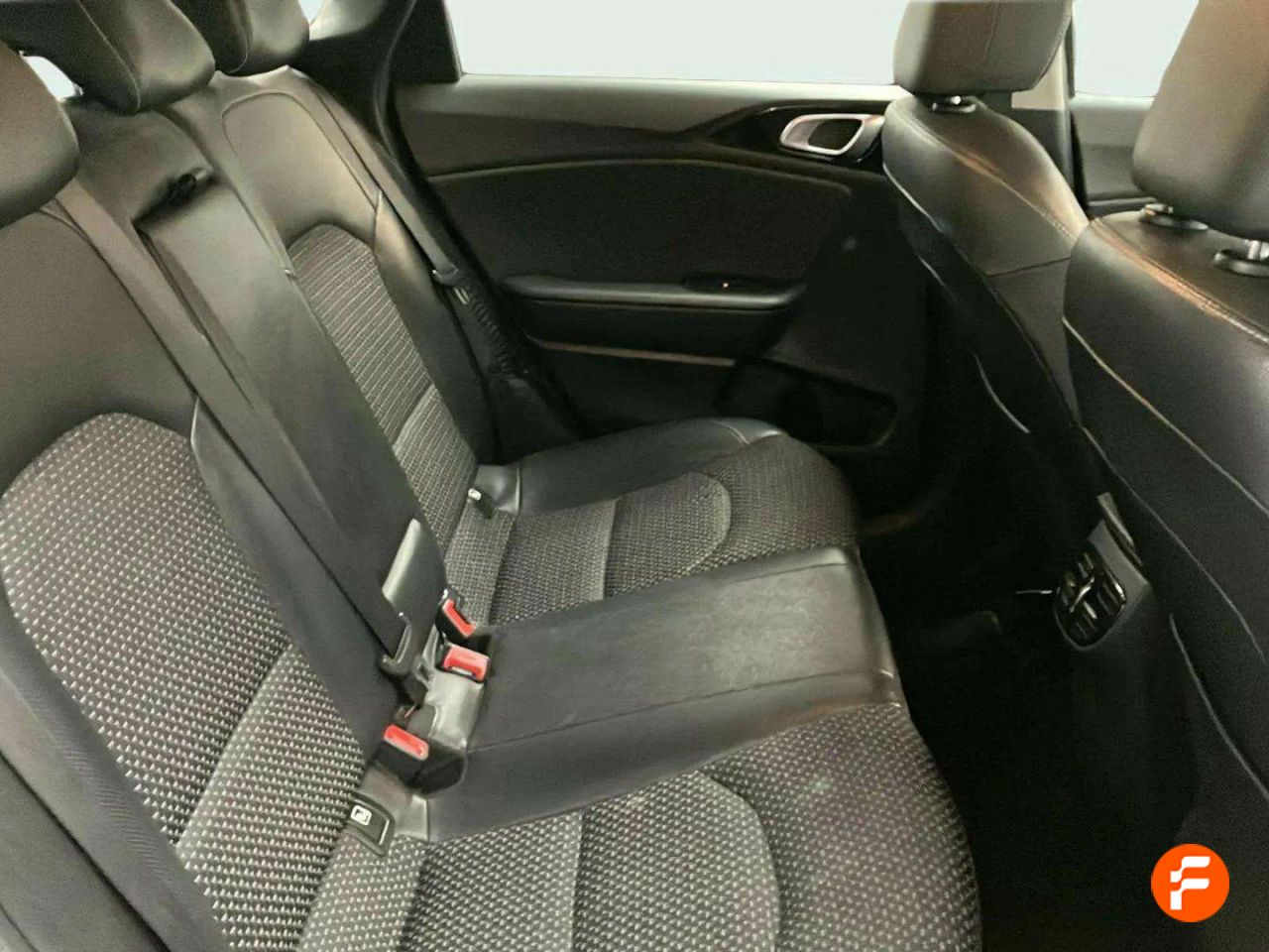 Foto Kia Ceed 15