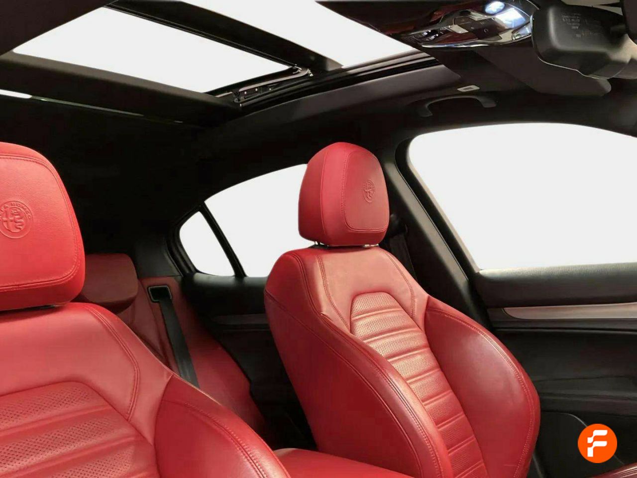 Foto Alfa Romeo Stelvio 24
