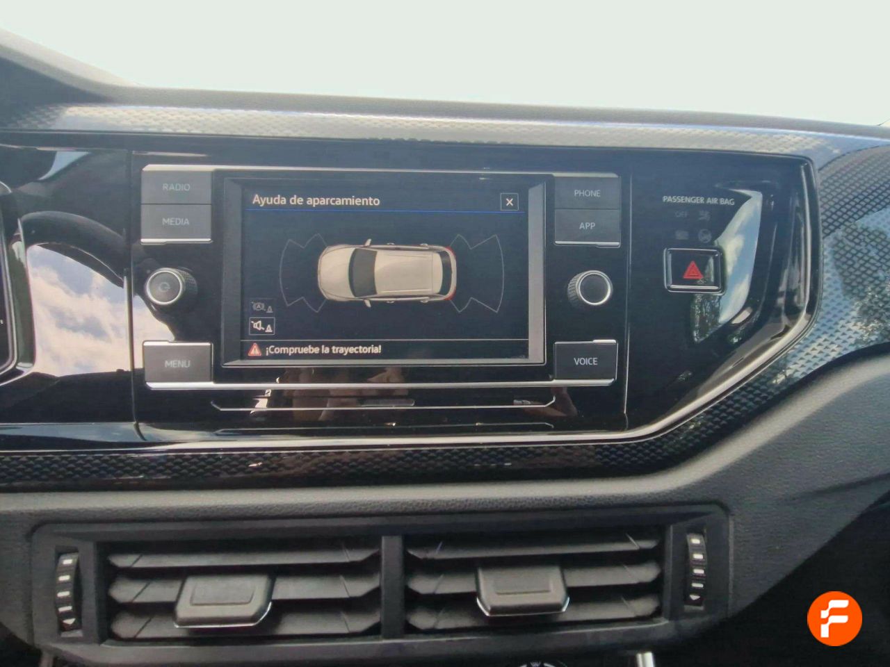 Foto Volkswagen Taigo 14