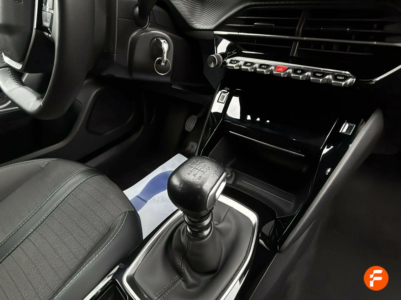 Foto Peugeot 2008 17