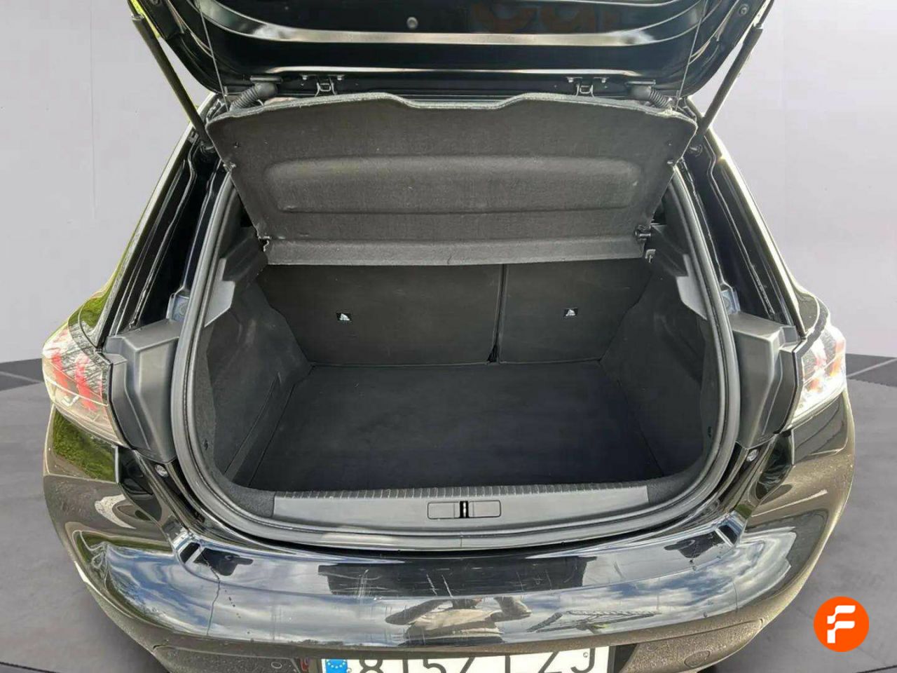 Foto Peugeot 208 10