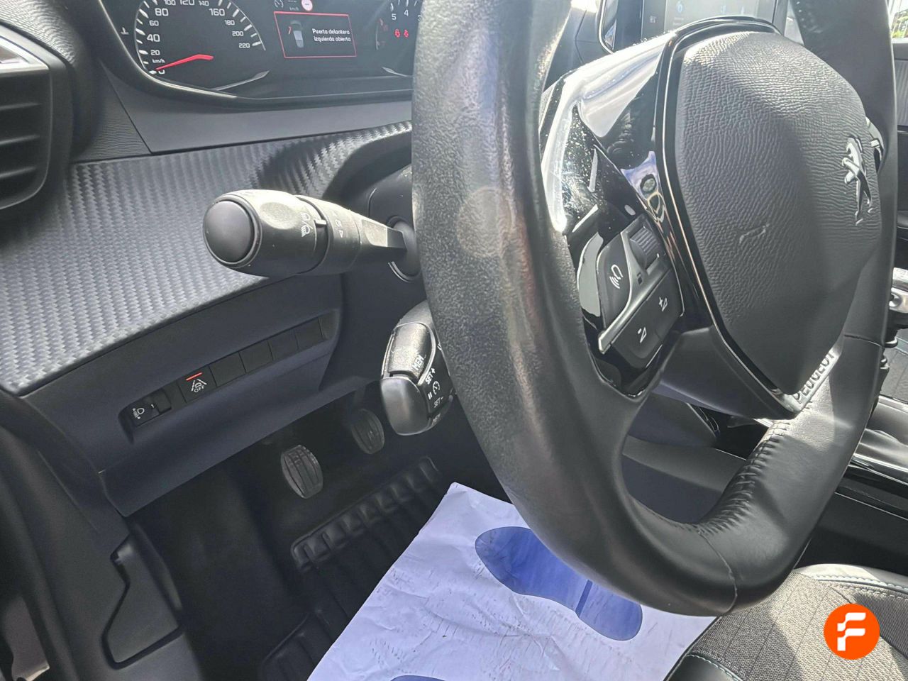 Foto Peugeot 208 15