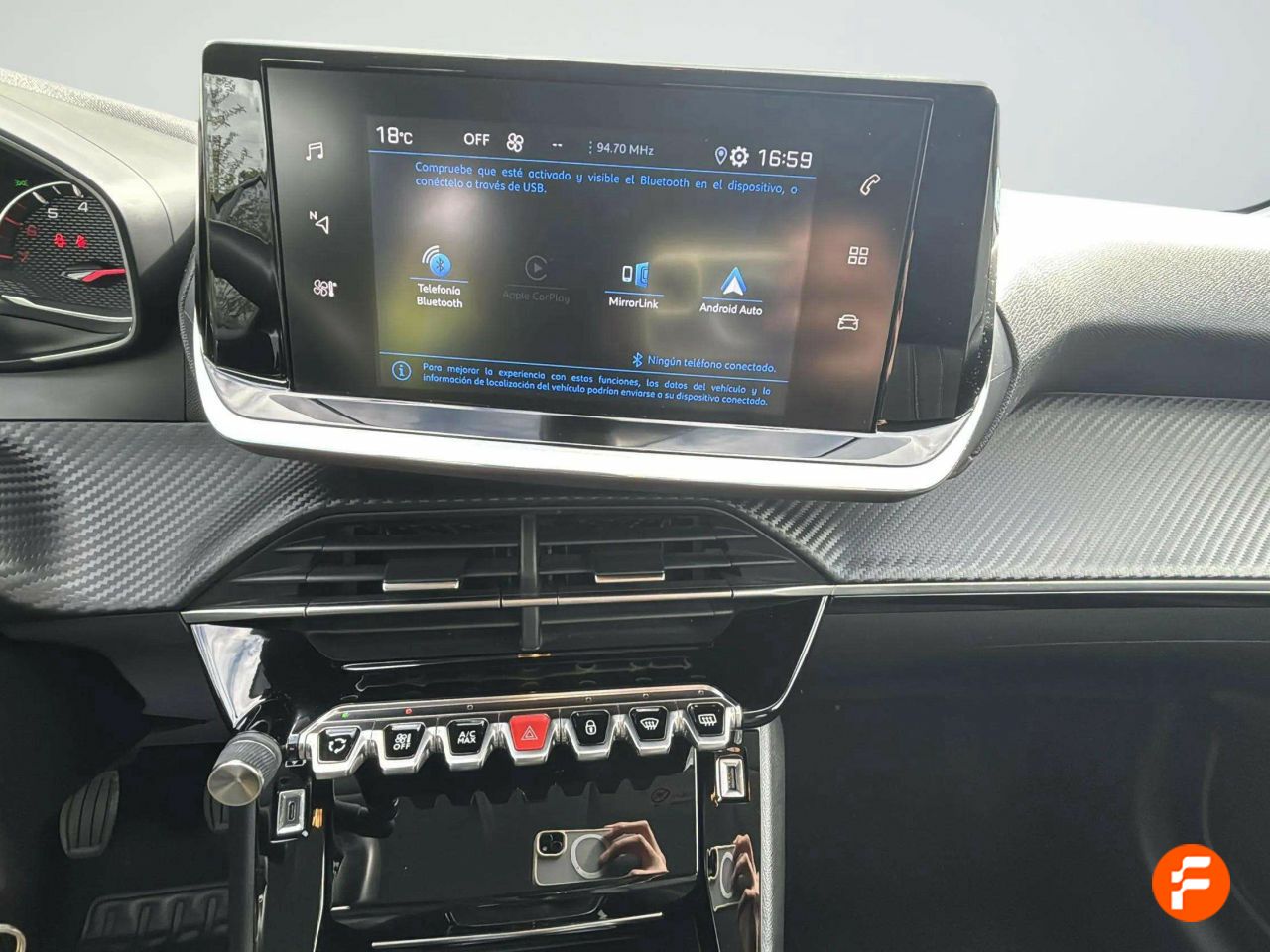 Foto Peugeot 208 16