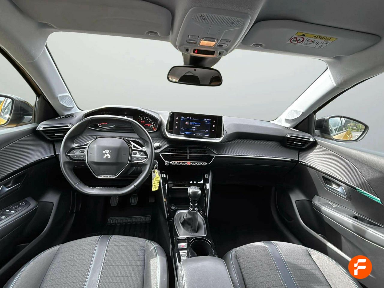 Foto Peugeot 208 11