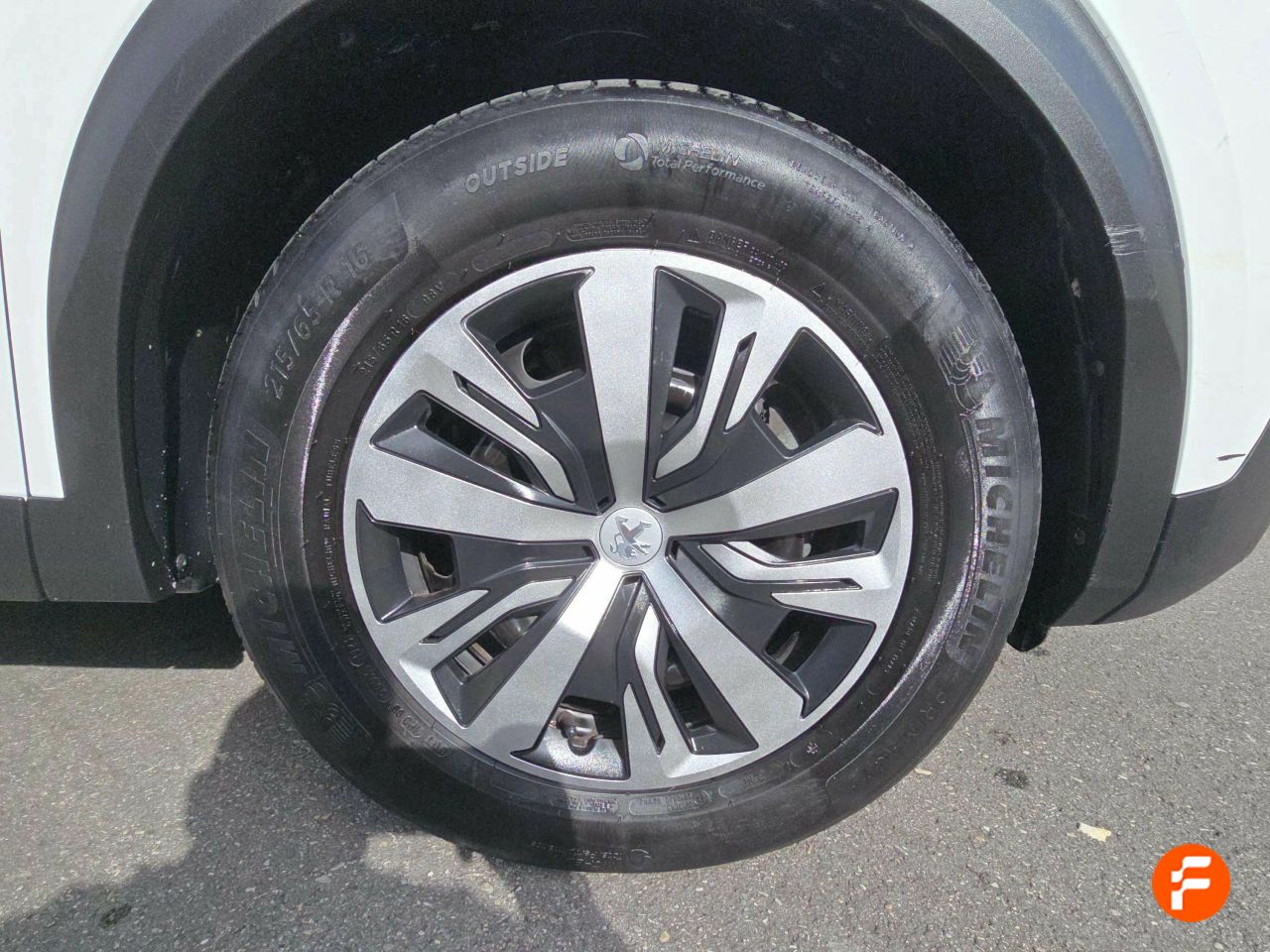 Foto Peugeot 2008 11