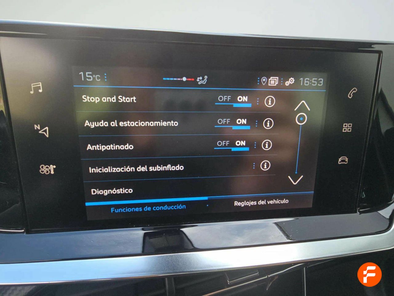Foto Peugeot 2008 16