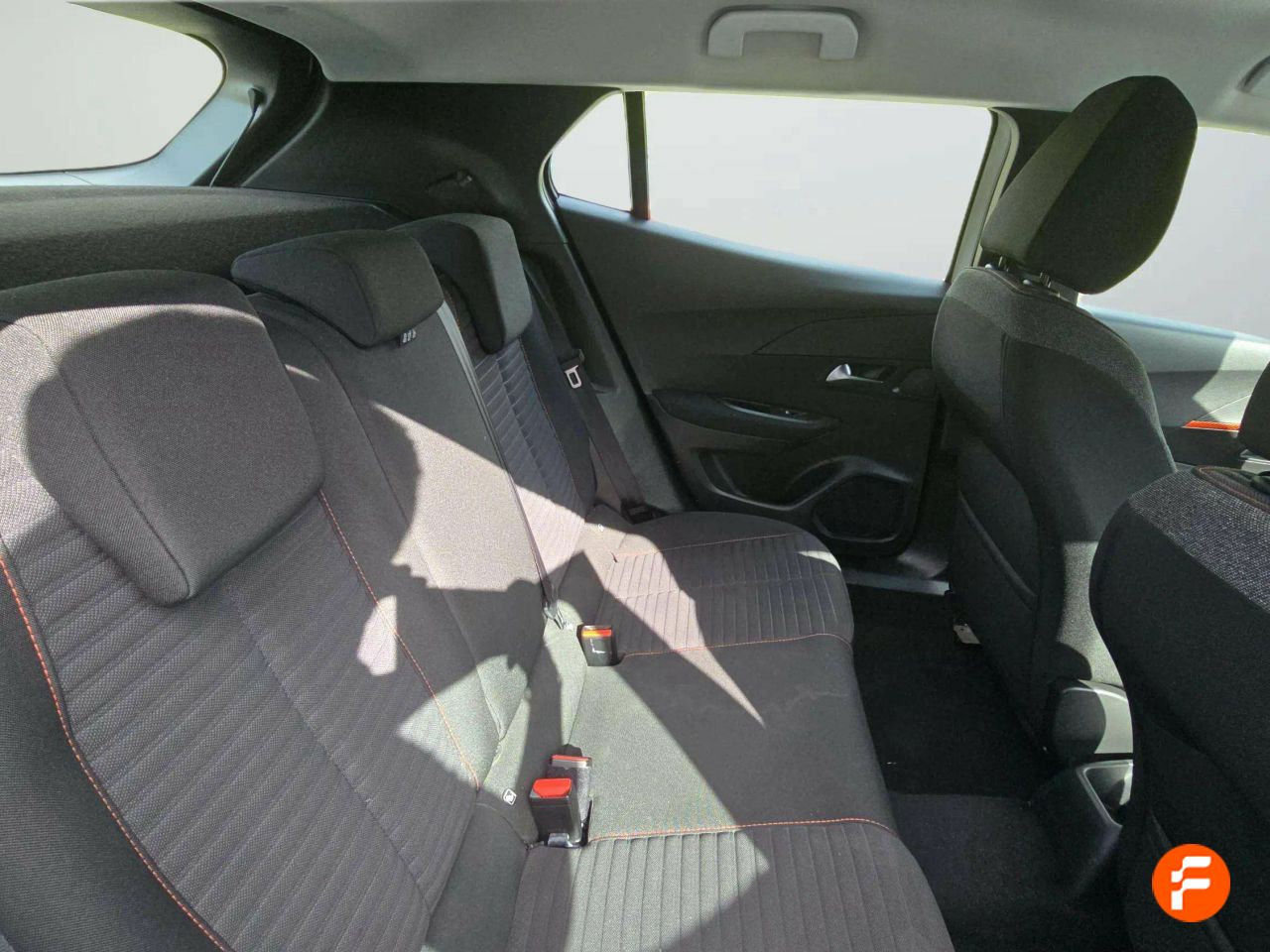 Foto Peugeot 2008 19