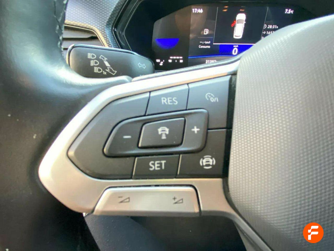 Foto Volkswagen T-Cross 19