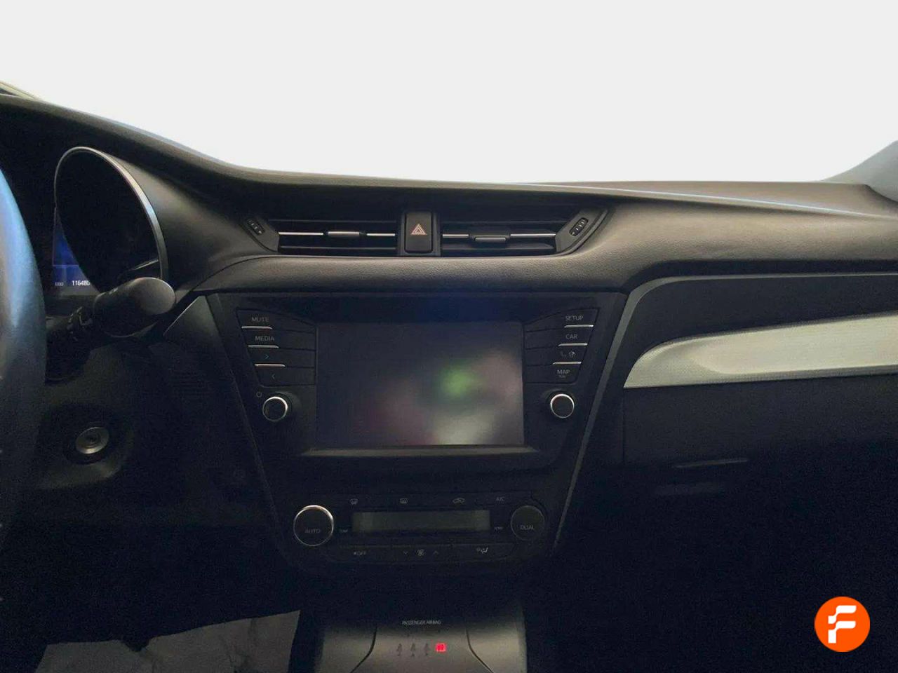 Foto Toyota Avensis 8