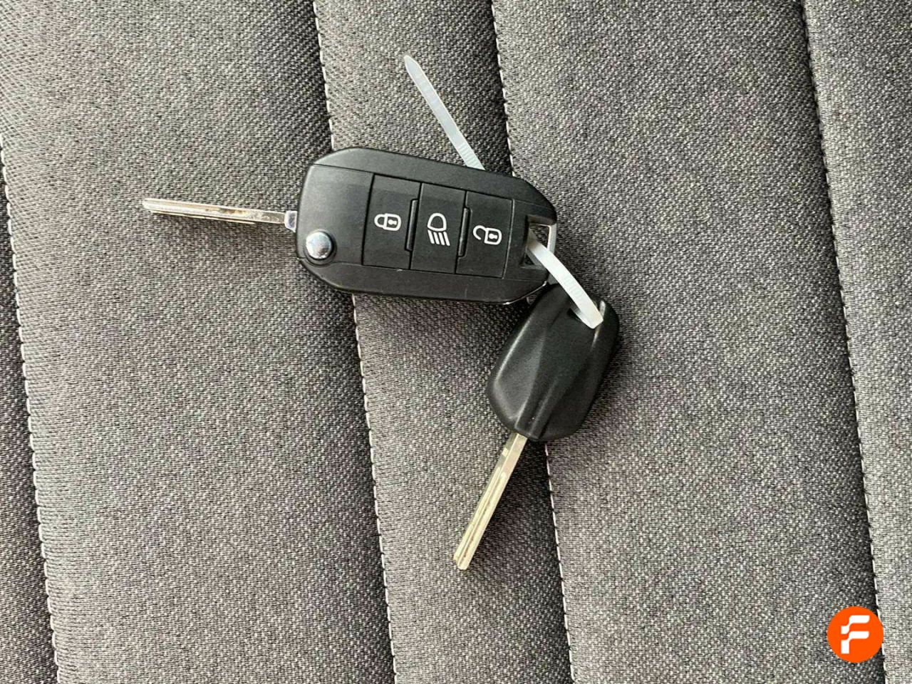 Foto Citroën C4 14