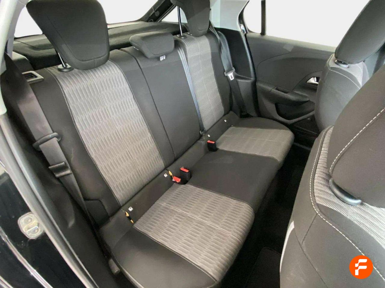Foto Opel Corsa 14