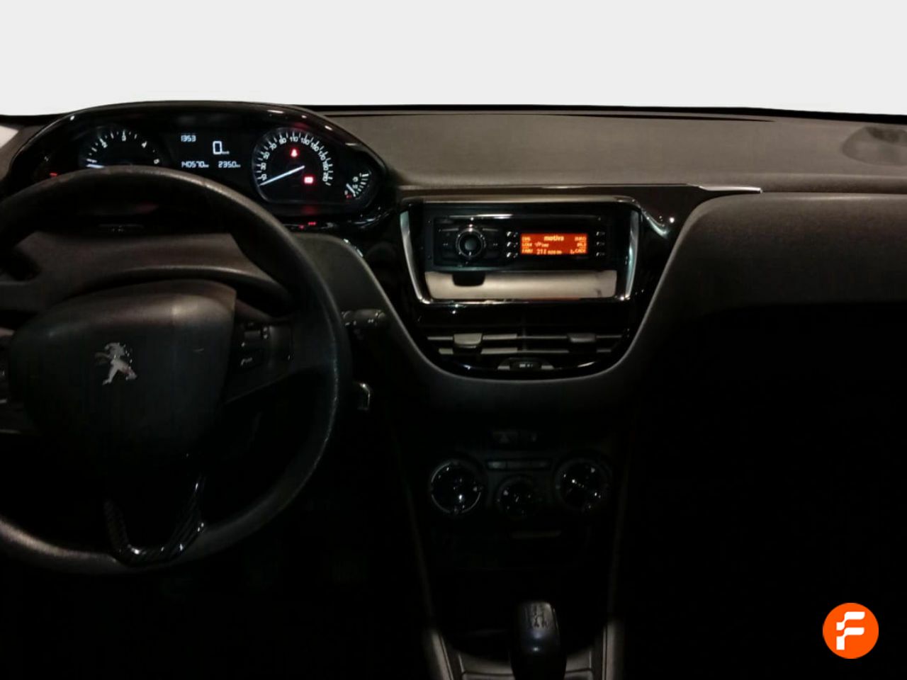 Foto Peugeot 208 11