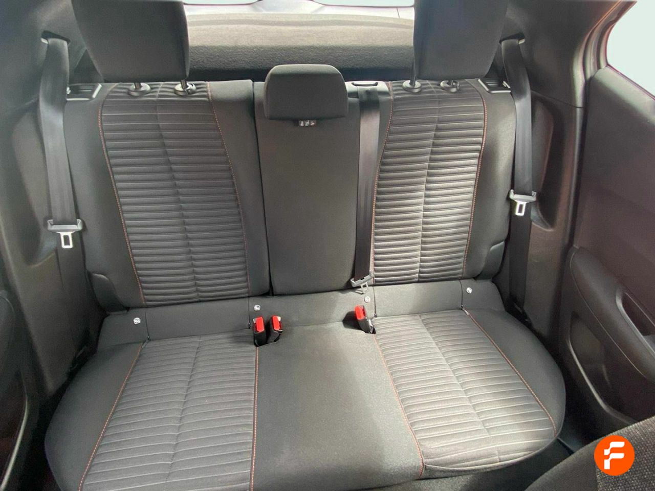 Foto Peugeot 2008 12