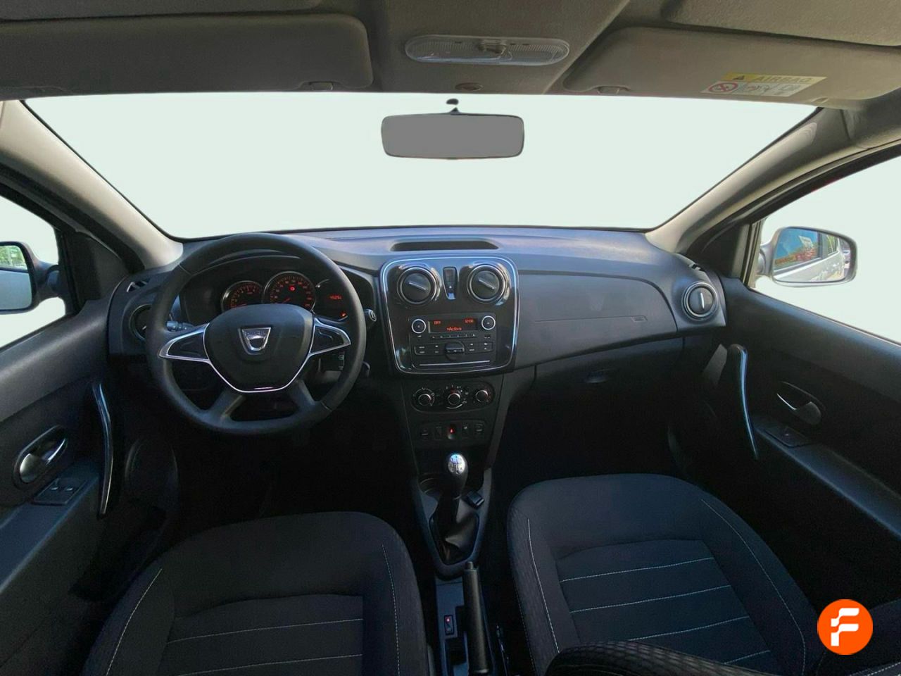Foto Dacia Sandero 14