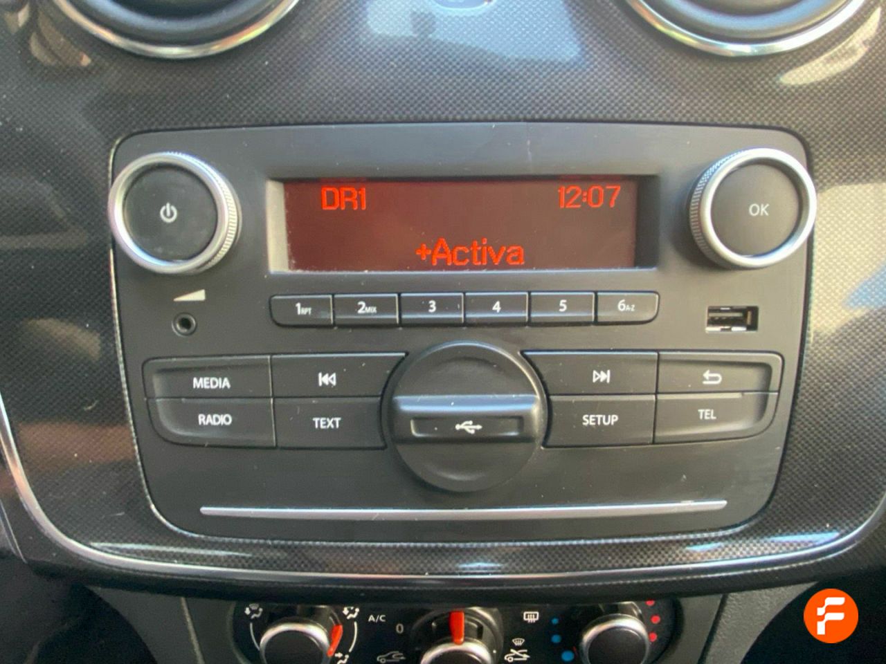 Foto Dacia Sandero 15